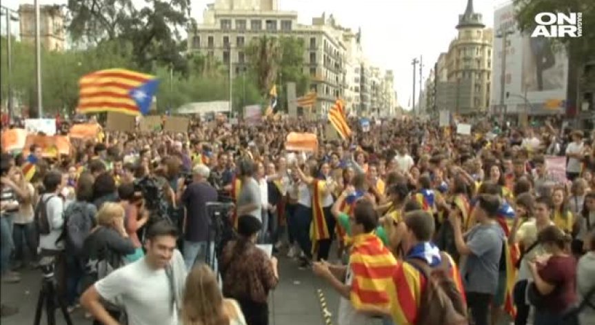 Дни преди референдума: Протестите в Барселона продължават