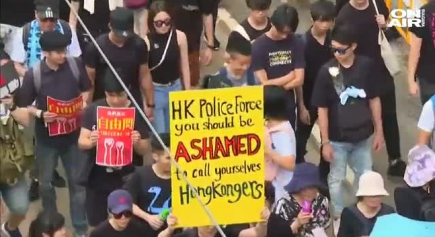 Протестите в Хонг Конг не стихват