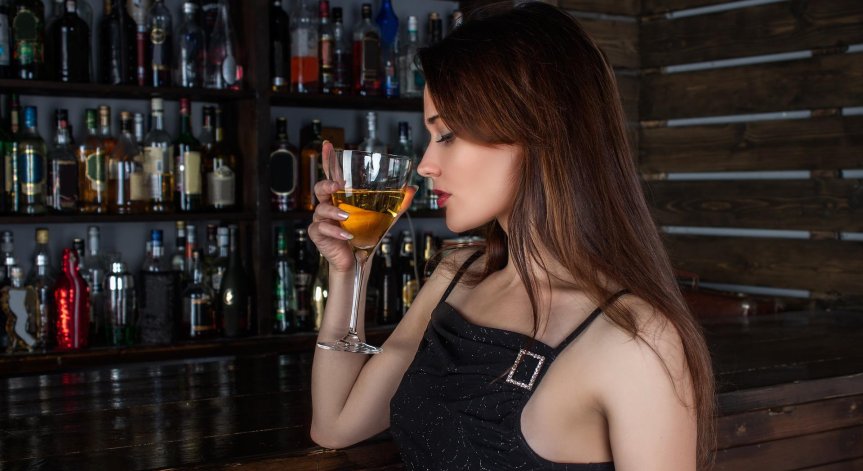 Експерт: Самостоятелното пиене по време на юношество води до алкохолизъм