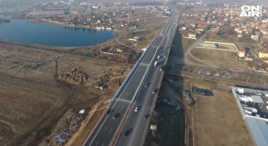 Откриха надлеза при Казичене