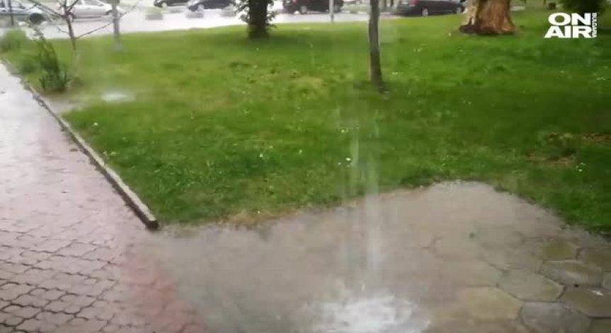 Описват щетите след мощната буря с градушка, ударила Северозападна България