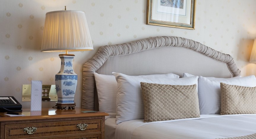 Пристигащите във Великобритания от 30 страни се карантинират за 10 дни за своя сметка