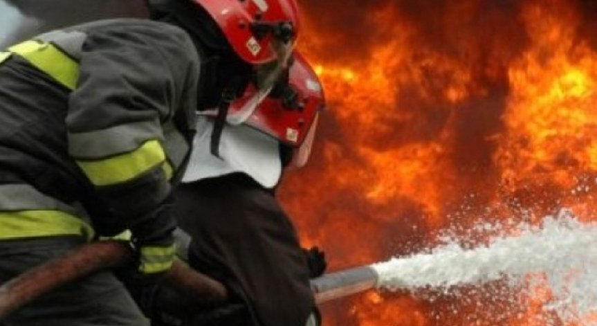 Най-малко 14 души са загинали при пожар в болница в Индия