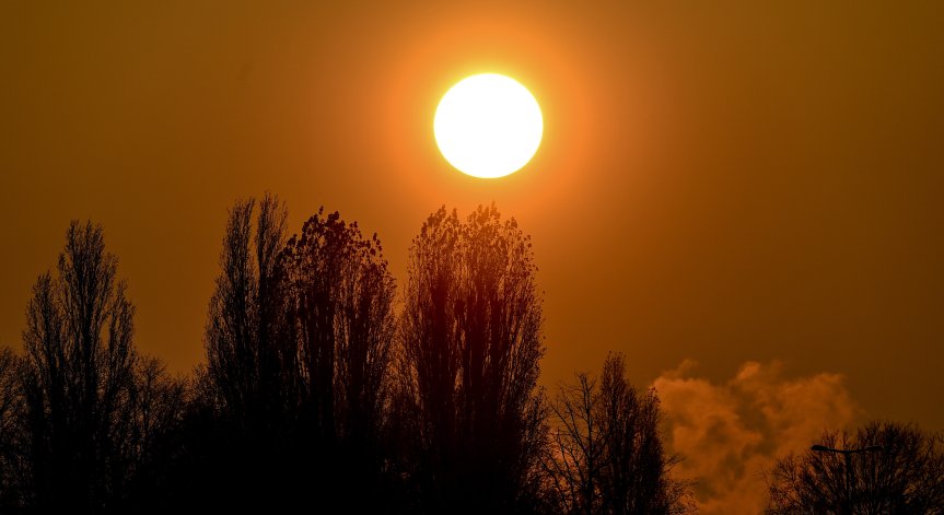 Слънцето изригна най-силно от години