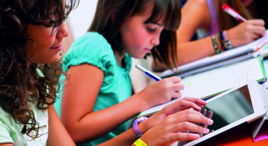 Утрешното училище: без тетрадки – и без стени?