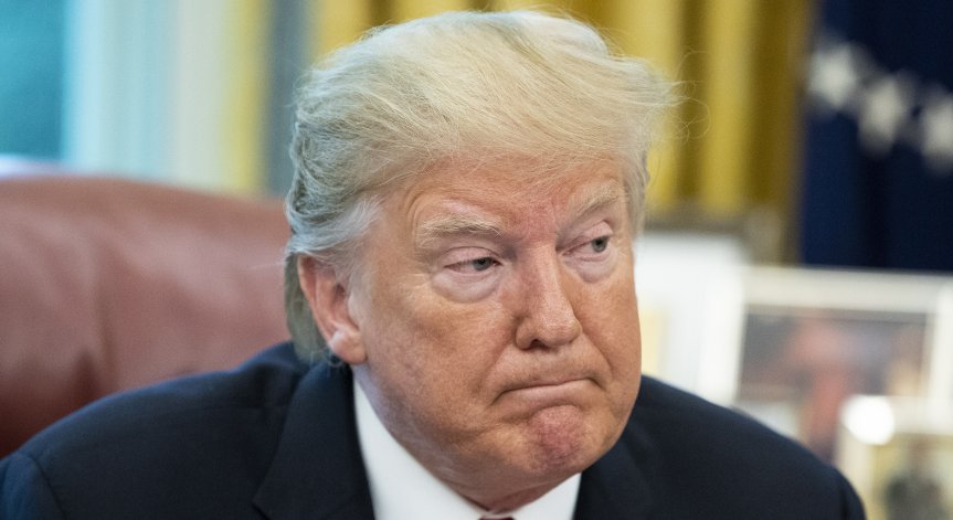 Доналд Тръмп ще остане блокиран от Facebook