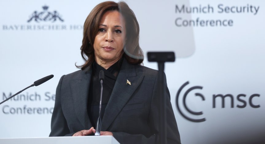 Вицепрезидентът на САЩ: Русия е извършила престъпления срещу човечеството в Украйна