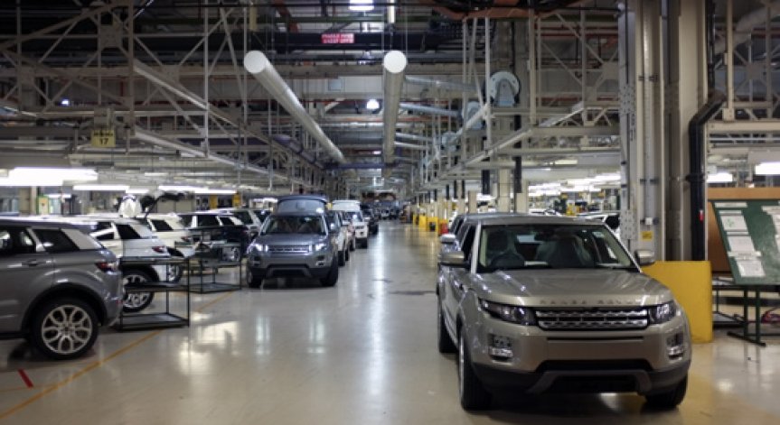 Land Rover открива нови работни места