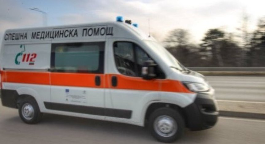 Мъжът е на 38 години от Дупница.