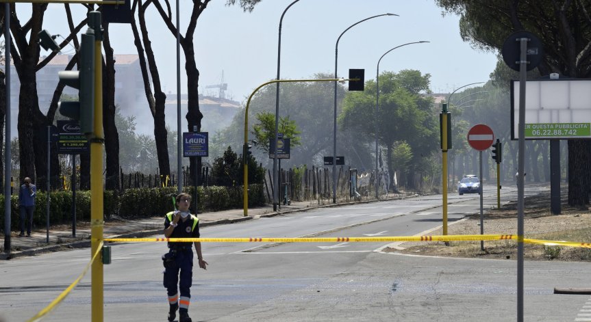 Общината в Рим: Причината за пожарите е трафик на токсични отпадъци