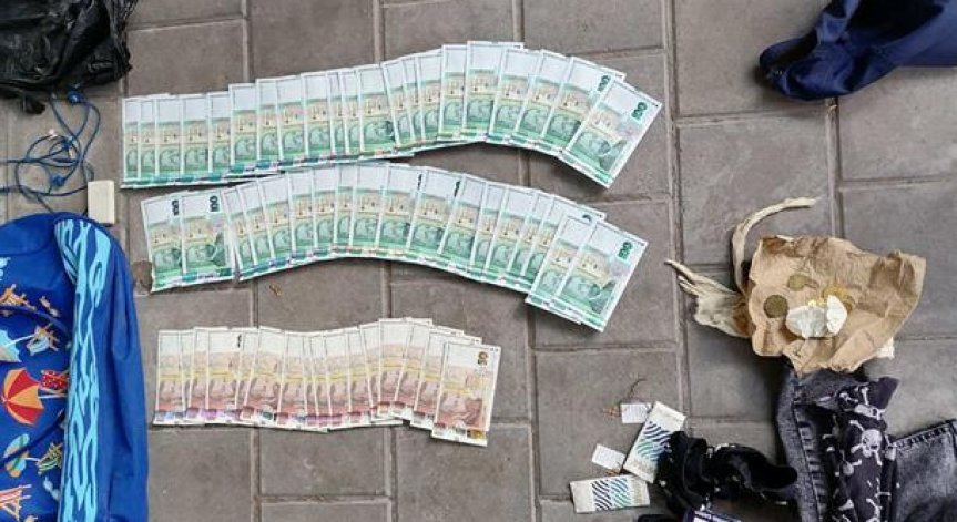 Задържаха мъж и 15-годишно момиче за ало измами в Хасково и Стара Загора