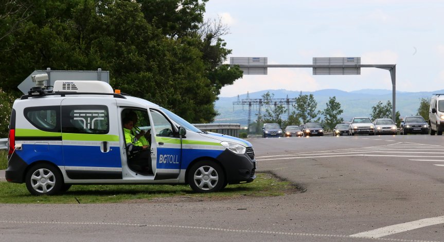 Превозвачите: Изхарчените незаконно средства за тол системата да отидат в бранша