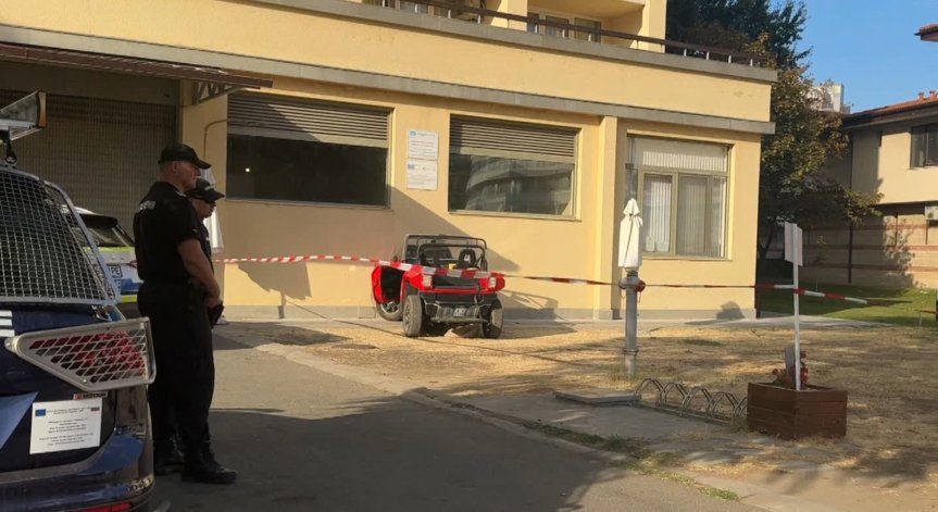Обществото призовава за прозрачност в съдебния процес.