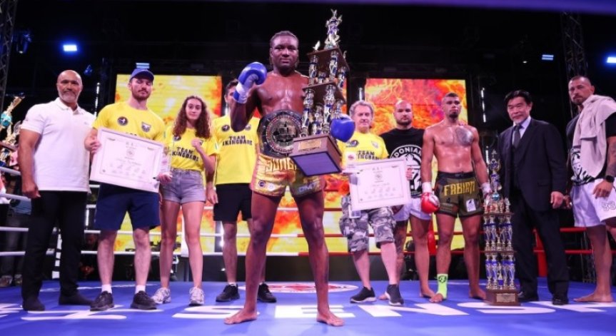 С нокаут във финала Джошуа Акингбаде стана шампион на SENSHI 32 Grand Prix