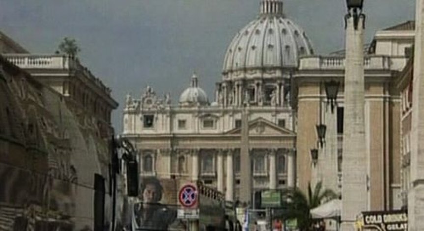 Италия се завърна успешно на дълговите пазари