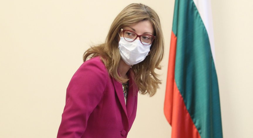 Захариева и Желязков поискаха от Брюксел корекция на пакет 