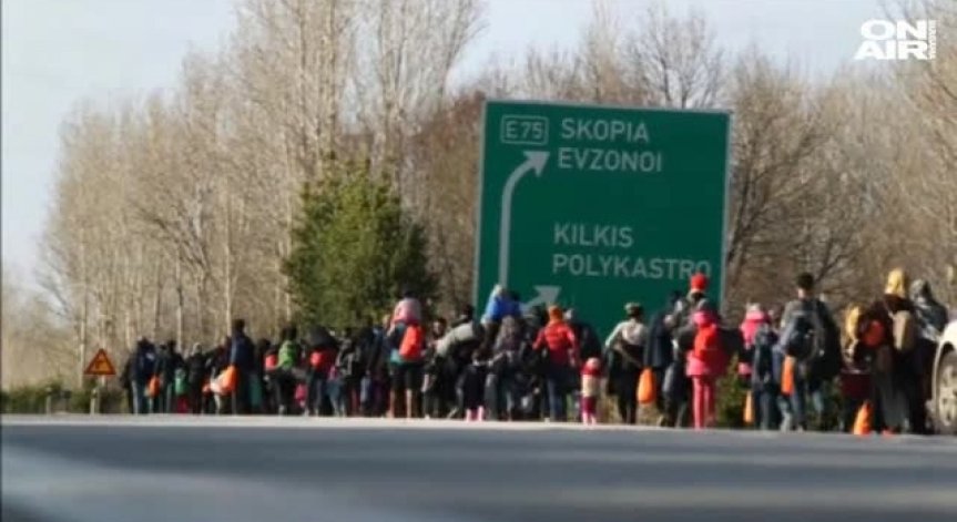Извънрдено положение в Гърция заради бежанците