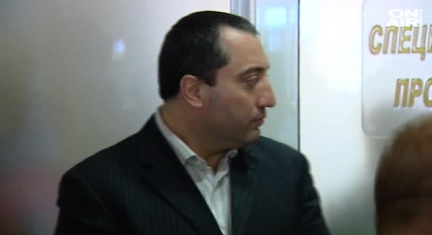 Митьо Очите вече е в съзнание