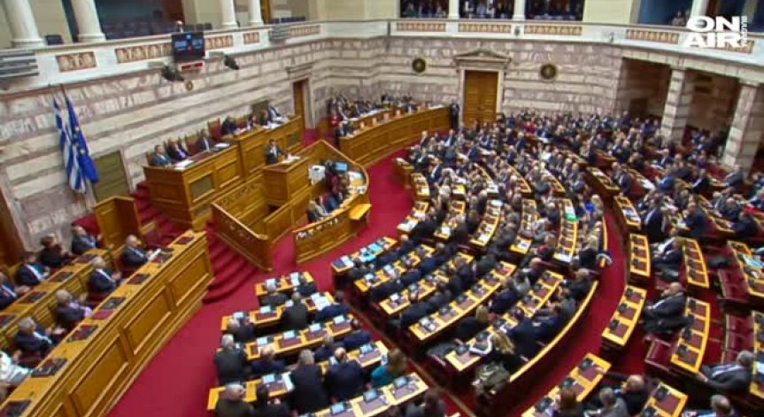 Политическото напрежение в Гърция расте: Ще падне ли Ципрас?