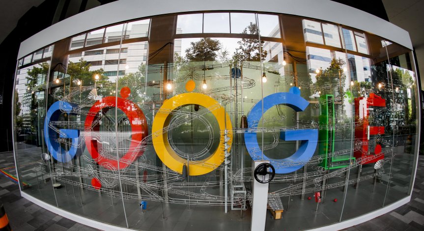 Google Assistant скоро ще чете сайтове, ще ги превежда от 42 езика