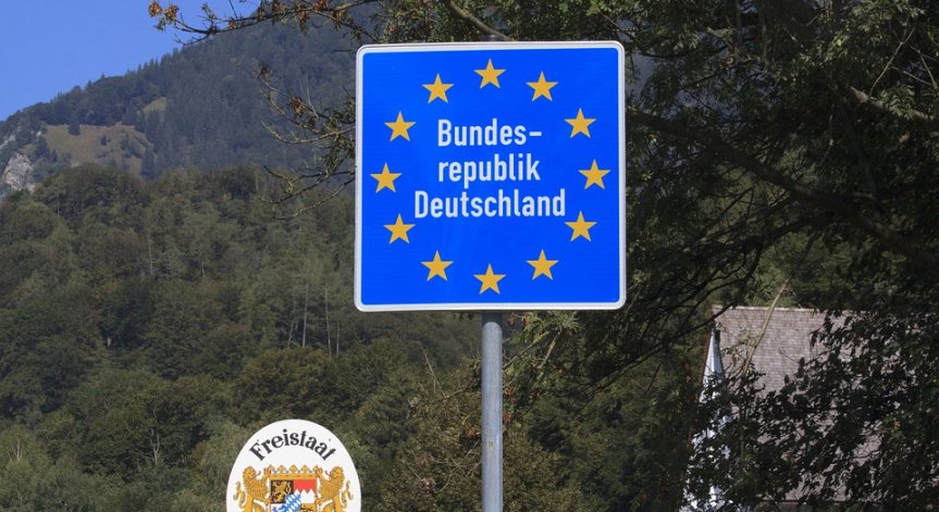 ЕС ще удължи до 1 юли забраната за повечето пътувания извън границите си?