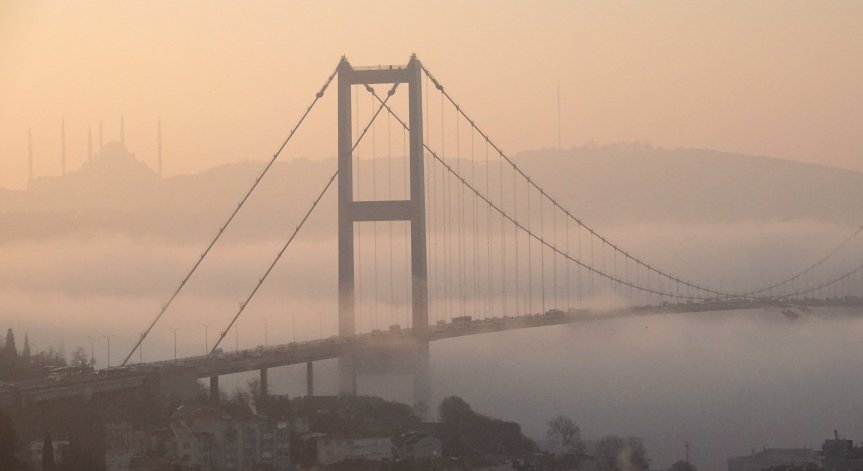 Турция затвори Босфора за плавателни съдове, причината - неясна