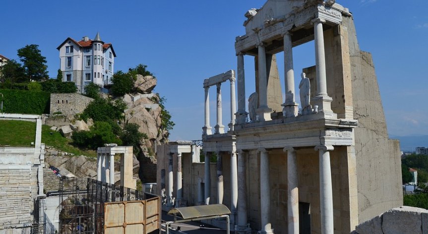 Пловдив къпе паметника на Съединението - готвят се за 6 септември