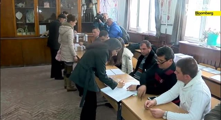 Изборите в Сърница приключиха при 74% активност