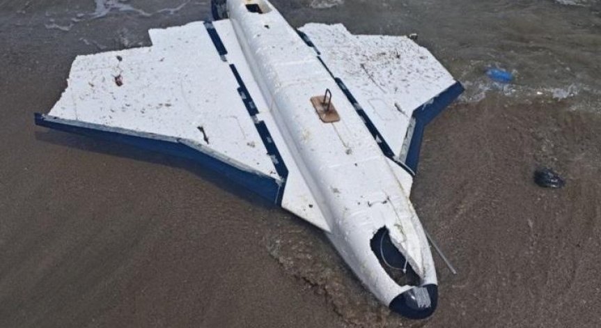 ВМС обезвредиха и транспортираха останки от дронове край Варна и Бургас