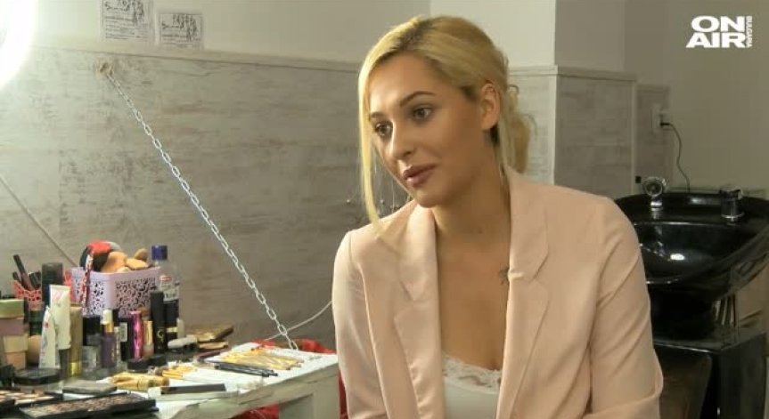 Каква е връзката между българката, красотата, политиката и Cosmopolitan