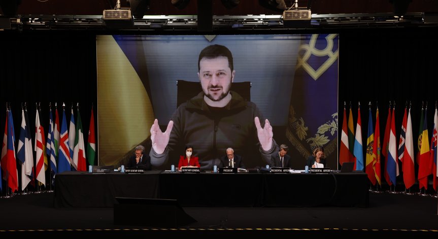 Наградиха Зеленски и украинския народ за принос към европейското единство