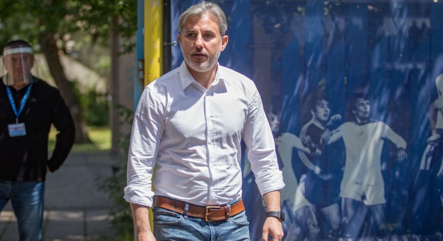Павел Колев отрязал Диксън за работа в 