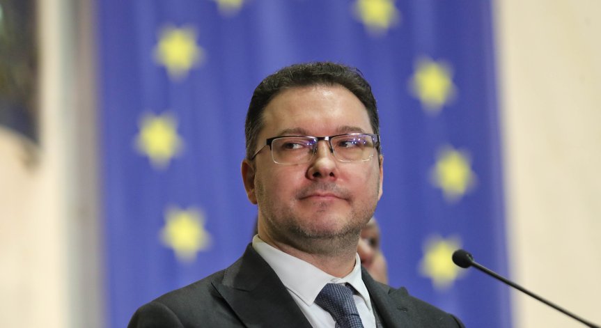 Обществената поръчка беше на стойност над 420 хиляди лева.