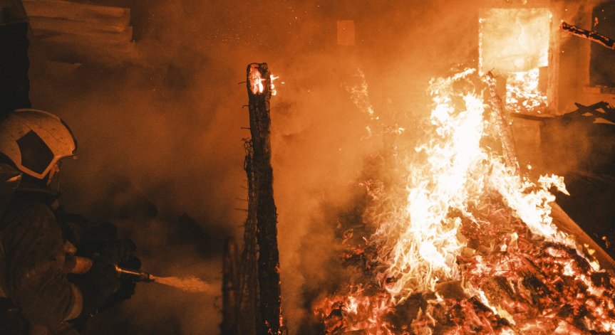 Избухна пожар в резервоар с гориво в руския Краснодарски край