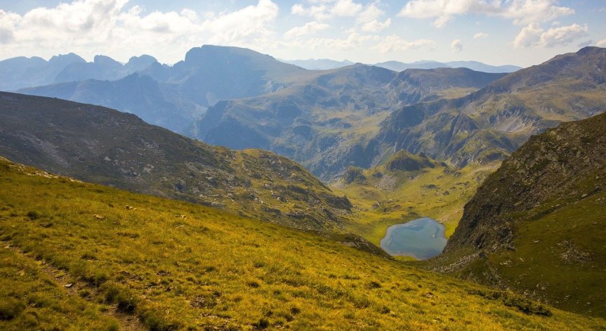Приятно и тихо: Условията за туризъм в планините са добри