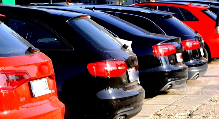 Citi: петролът може да падне до $20 за барел