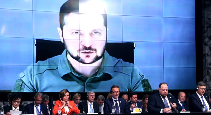 Зеленски шокира: Мирът ще дойде, когато знамето на Украйна се развее над Крим