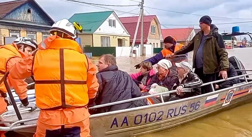 Глобалното затопляне? Наводненията в Русия са заради бързото топене на снега