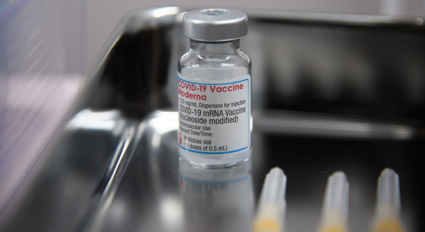 Получихме над 222 000 дози от ваксините на Pfizer и Moderna