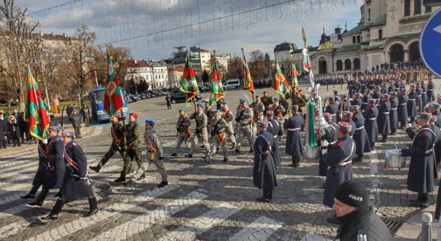 Тържествен водосвет пред Паметника на Незнайния воин за Богоявление (+снимки)