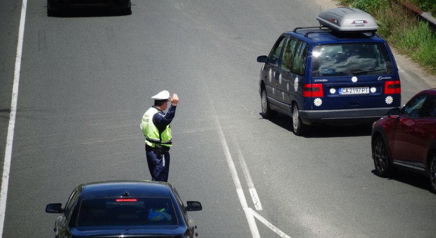 Спират движението на всички автомобили през 