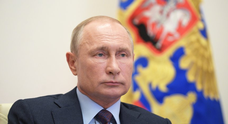 Рейтингът на Путин удари рекордно ниско ниво