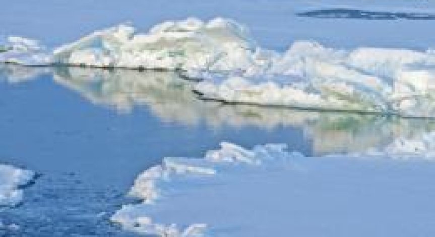 Ледът разруши пристанището в Силистра