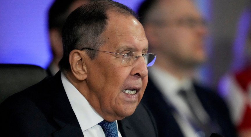 Лавров: Великобритания рискува да се превърне в съучастник във войната в Украйна