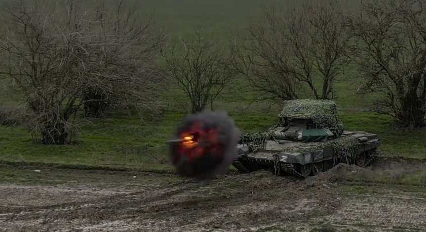 Руски обстрел уби двама души в Херсон, други пострадаха в Харков след ракетен удар
