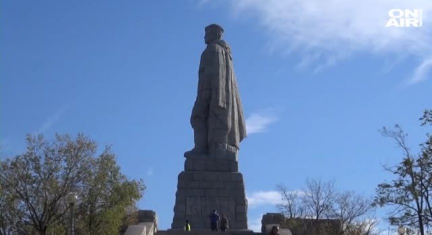 Поредният осквернен паметник - 
