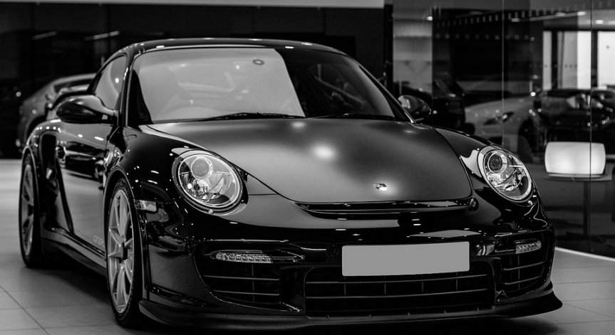 Данъчните подгониха Porsche