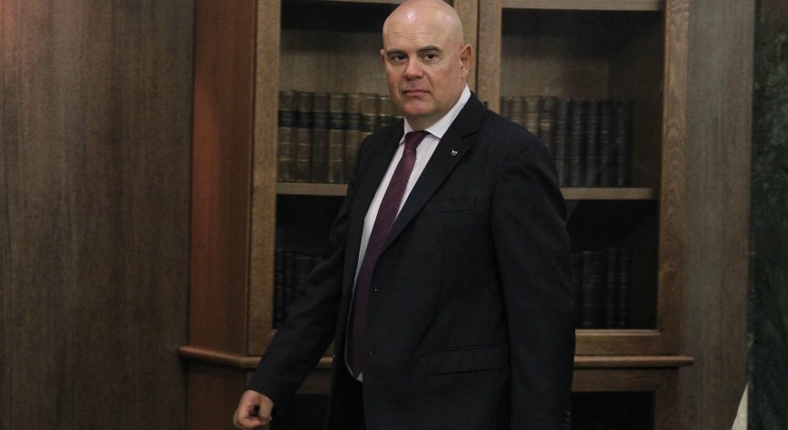 Гешев: Безобразие! Водещи сме в цяла Европа по катастрофи със смъртни случаи