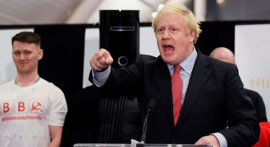 Джонсън печели изборите във Великобритания с убедителна победа?