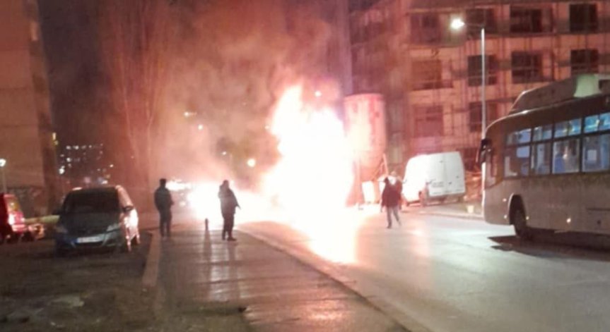 Все още не е ясно какво е довело до възникването на пожара.